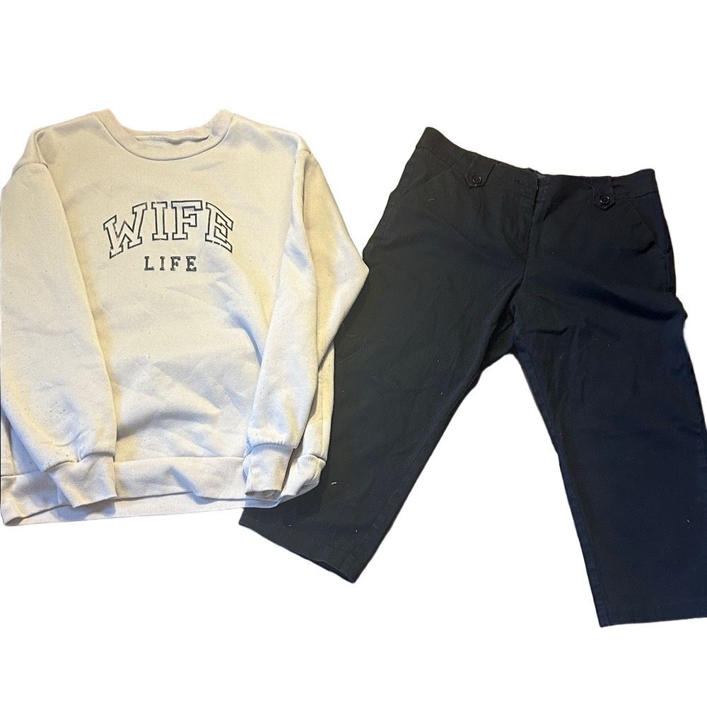 Cream 'Wife Life (s) ' Sweatshirt and Black Pants  (8) Set box 25